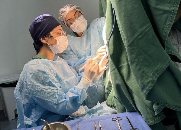 Dr.ª Paola Trindade | Coloproctologista